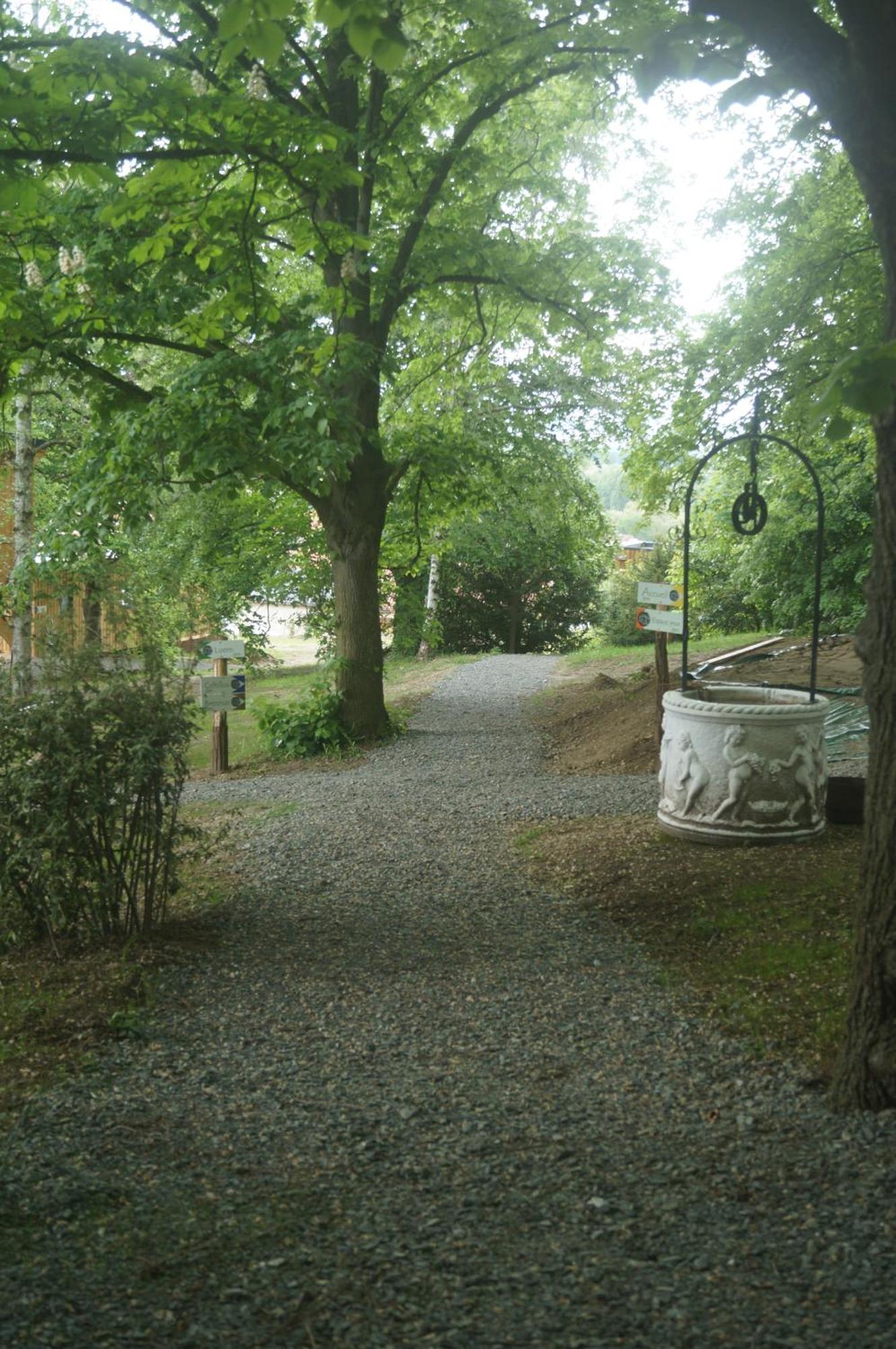Lodges Arverne Vic-le-Comte Екстер'єр фото