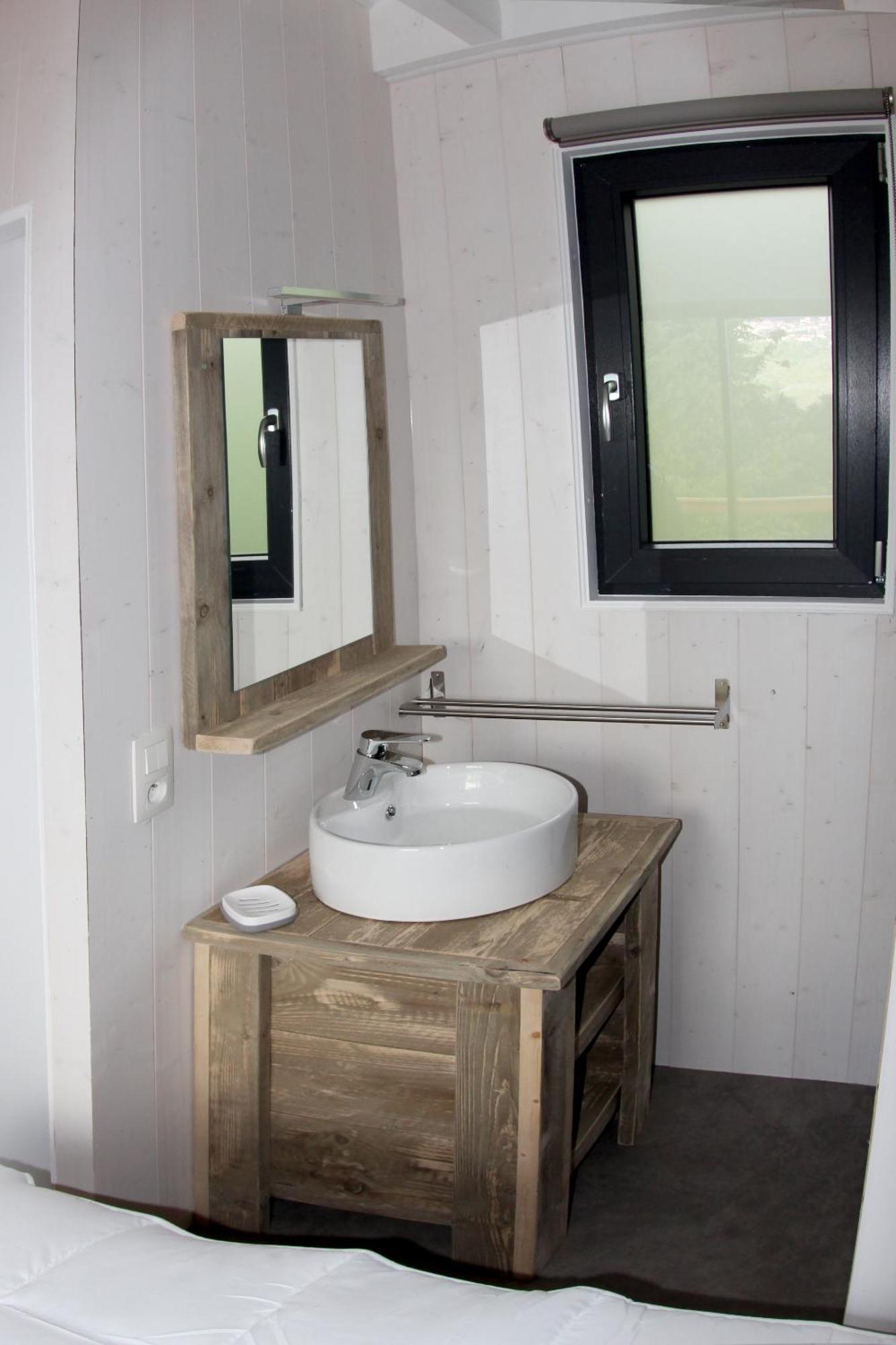 Lodges Arverne Vic-le-Comte Номер фото